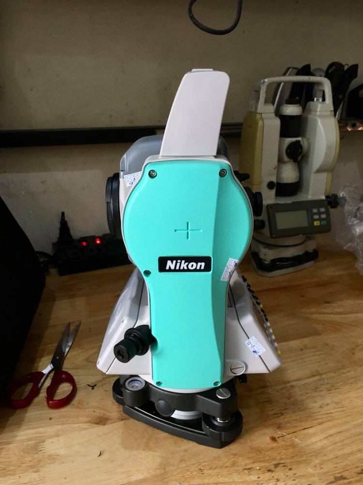  may-toan-dac-dien-tu-nikon-k-5/