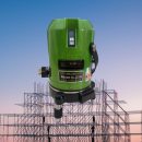 may-can-bang-laser-5-tia-xanh-sincon-sl-223g