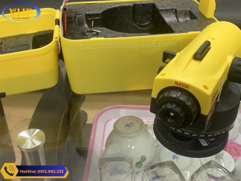 Máy thủy chuẩn Laica NA-532 New