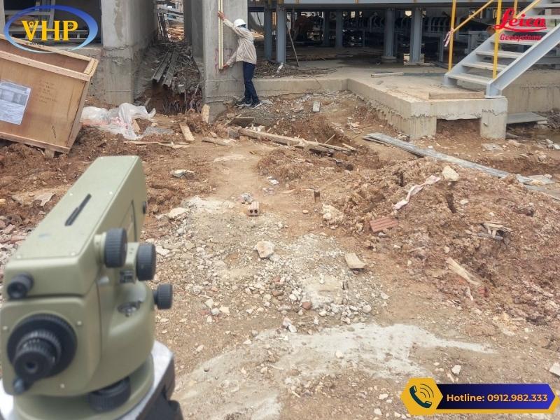 Máy thủy bình tự động LEICA NA ứng dụng đo đào đắp