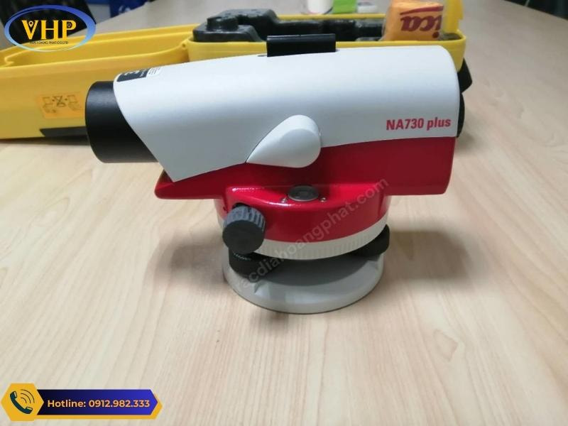 Thiết kế vượt trội với ống kính mở rộng và độ dài ống kính đạt 205x148x132mm