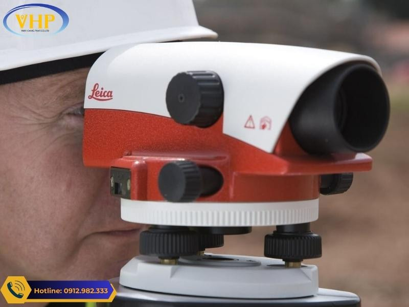 Máy thủy bình Leica NA-724 rất phù hợp đo trong xây dựng hạ tầng