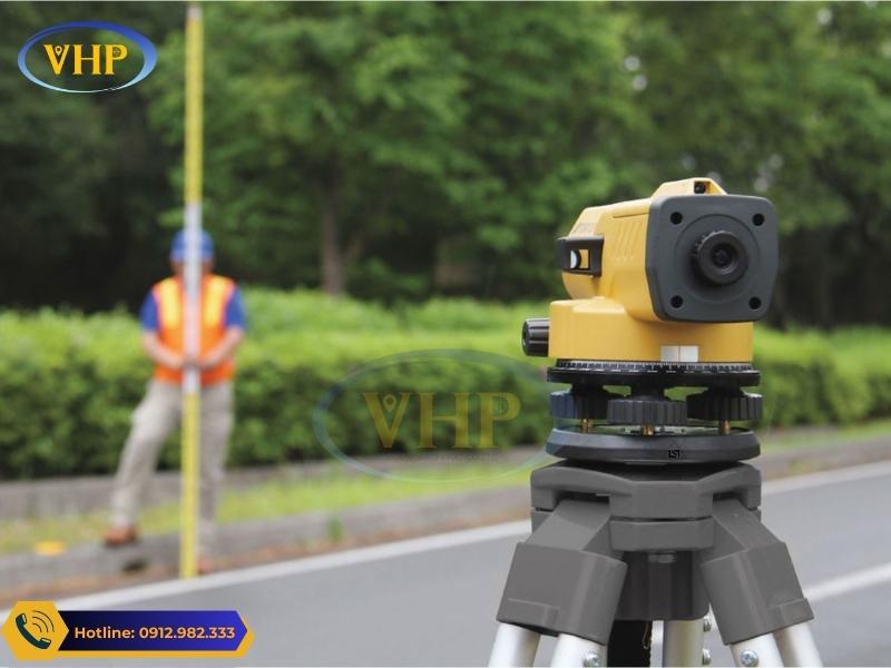Máy thủy bình người bạn đồng hành không thể thiếu trong công tác đo đạc