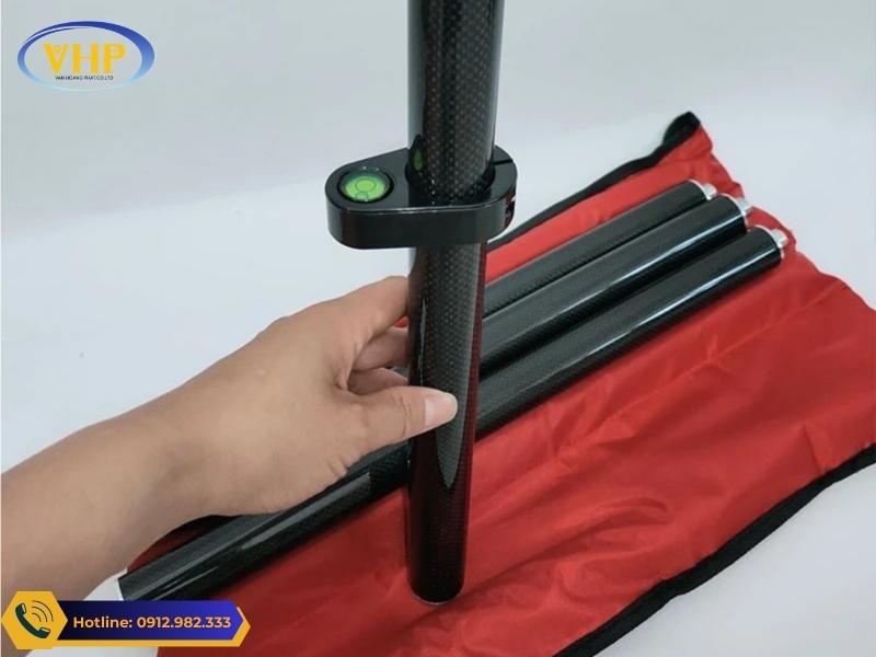 Bọt thuỷ tròn giúp cân bằng sào