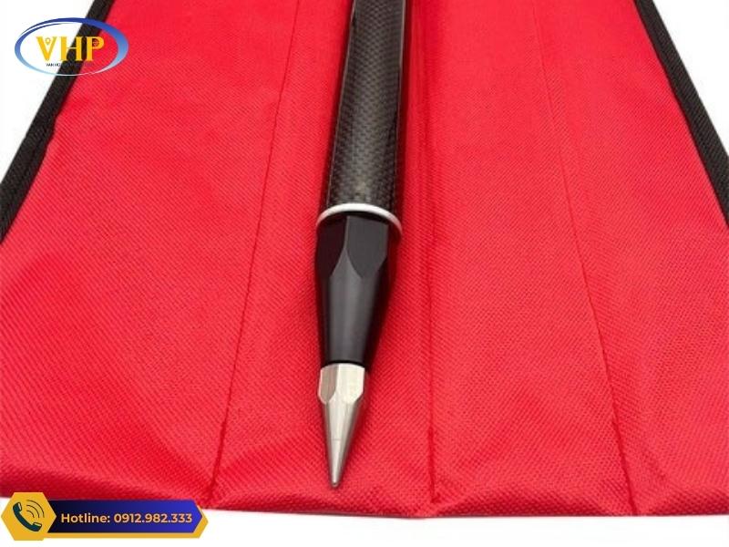 Ứng dụng sào cacbon 4 đốt GNSS RTK