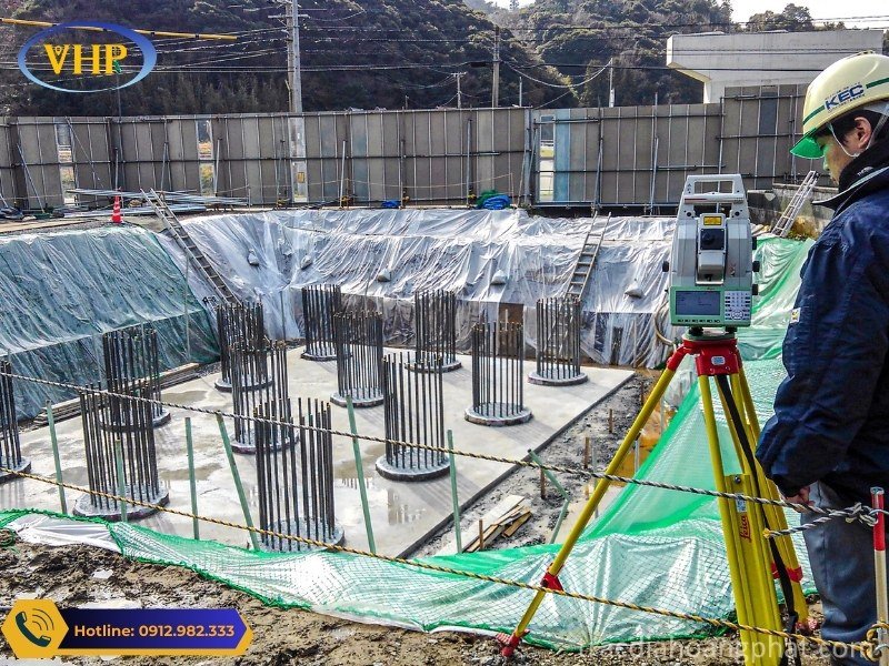 Xử lý các hố móng, trụ cột cho các công trình lớn