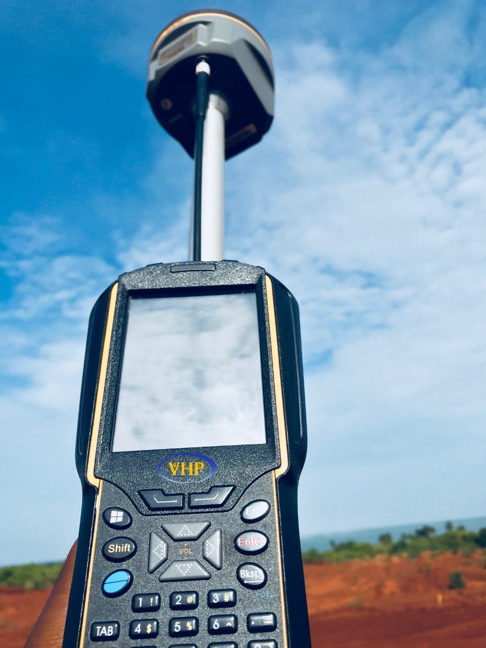 Vai trò của Trạm CORS với thiết bị GNSS cầm tay